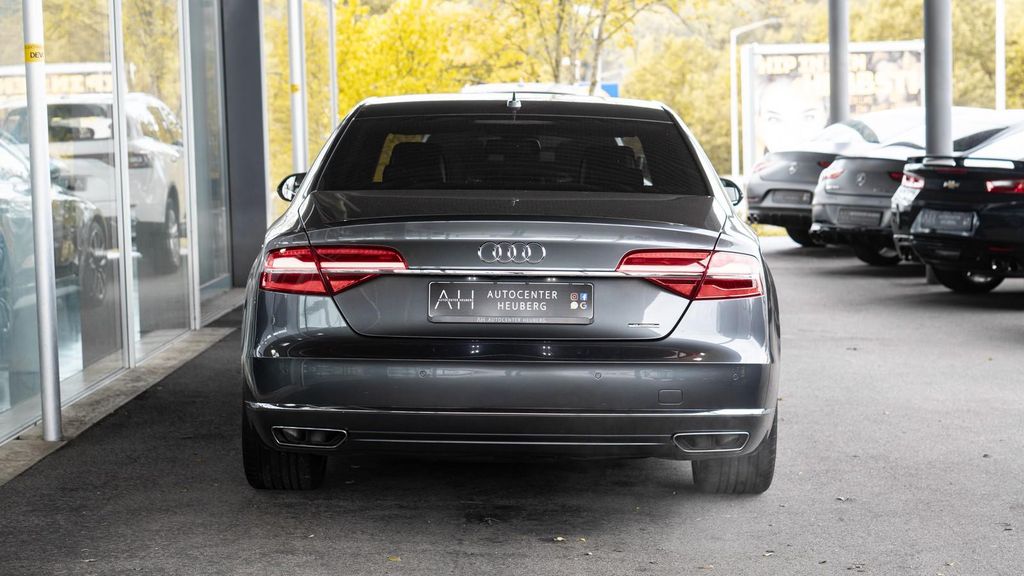 Audi A8 2015