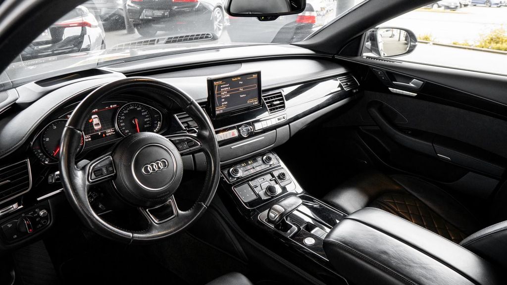Audi A8 2015