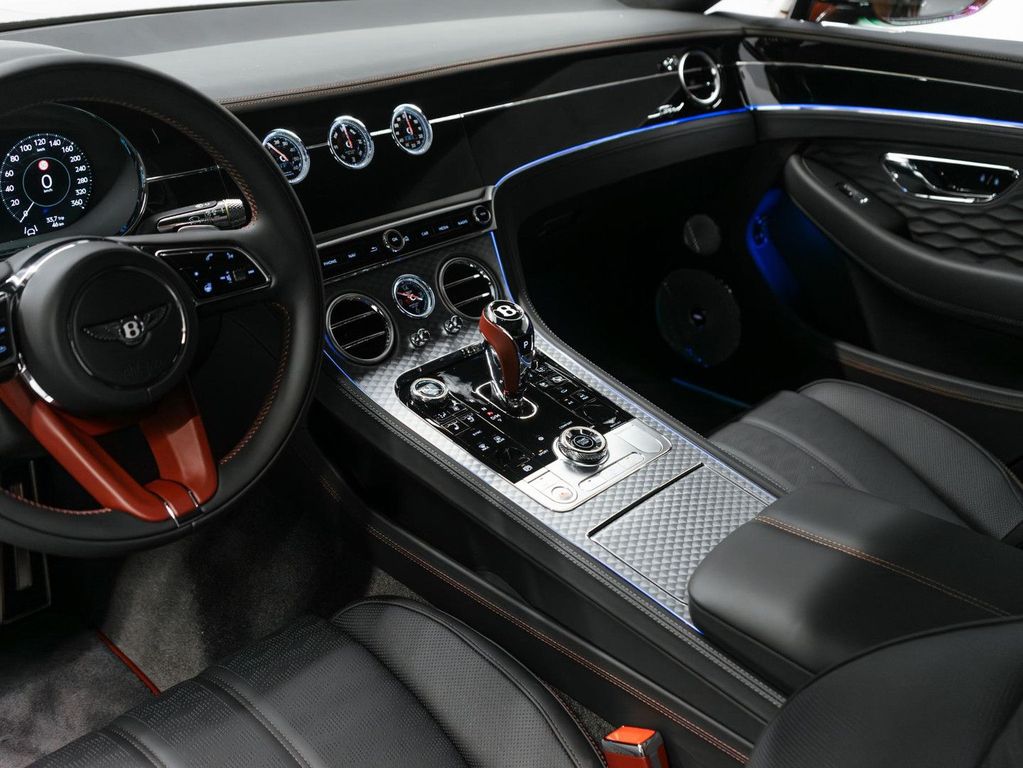 Bentley Continental GT 2025