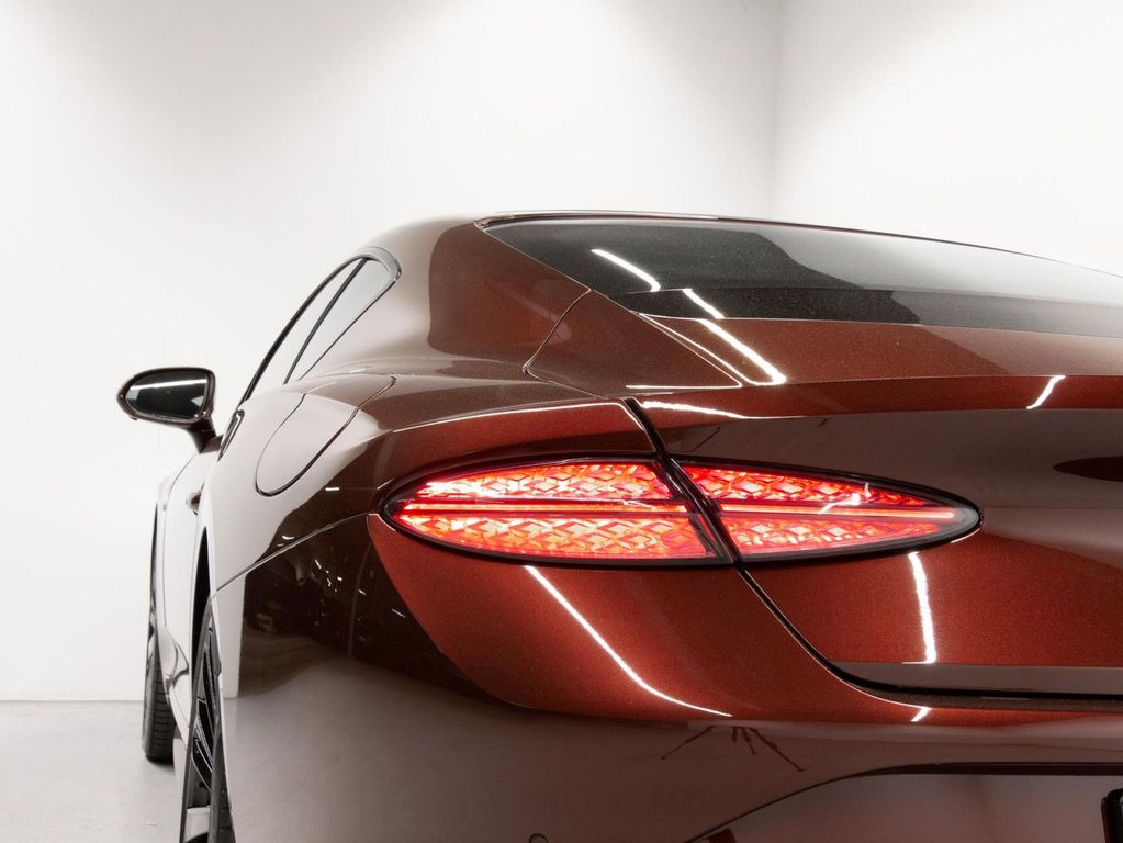 Bentley Continental GT 2025