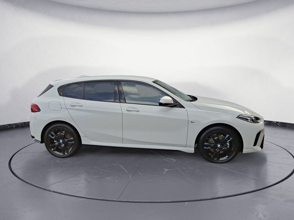 BMW 120 2024