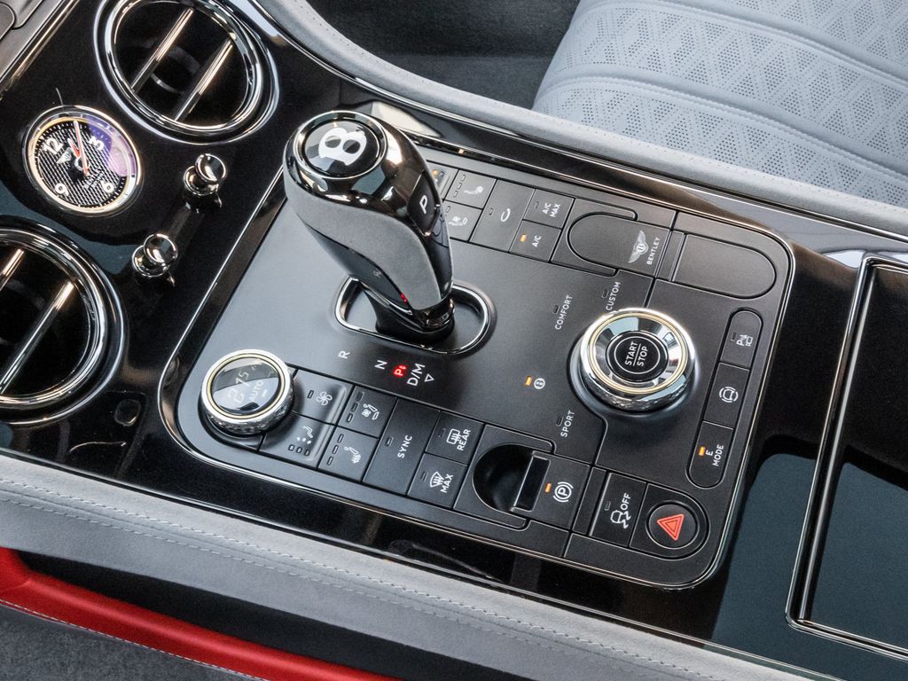 Bentley Continental GT 2025