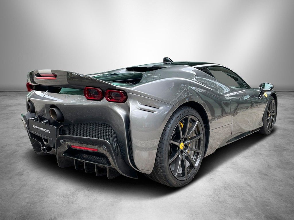 Ferrari SF90 2021