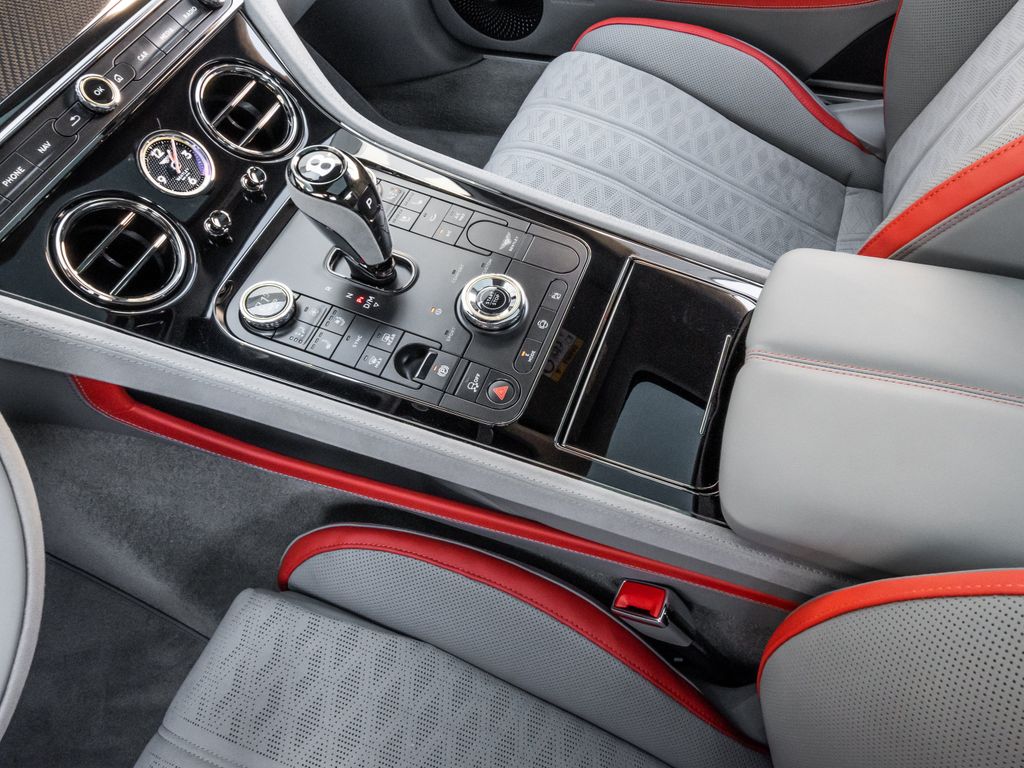 Bentley Continental GT 2025