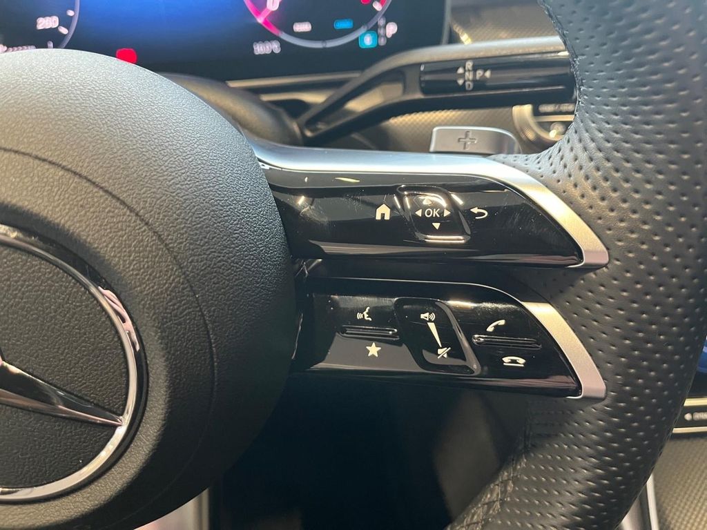 Mercedes-Benz C 300 2025