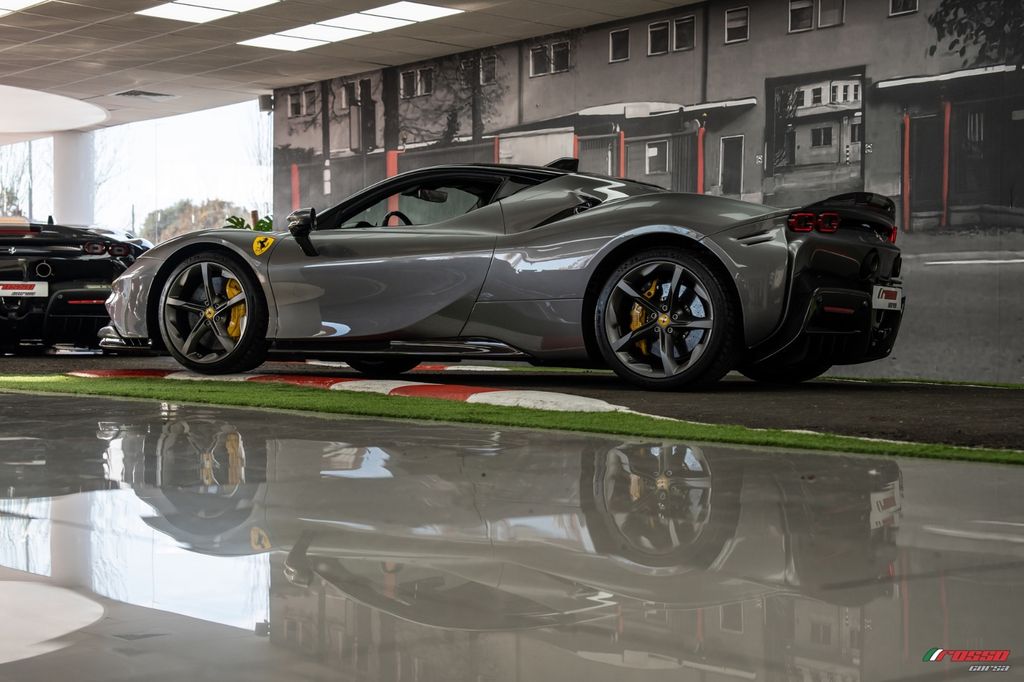 Ferrari SF90 2021