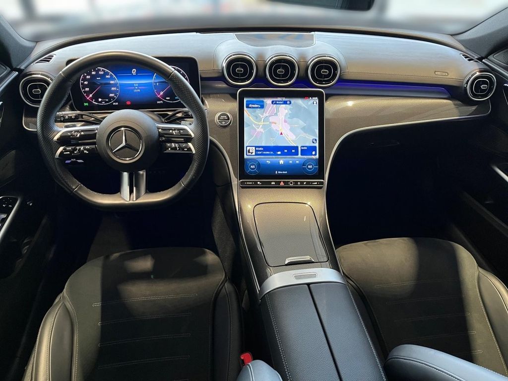 Mercedes-Benz C 300 2025
