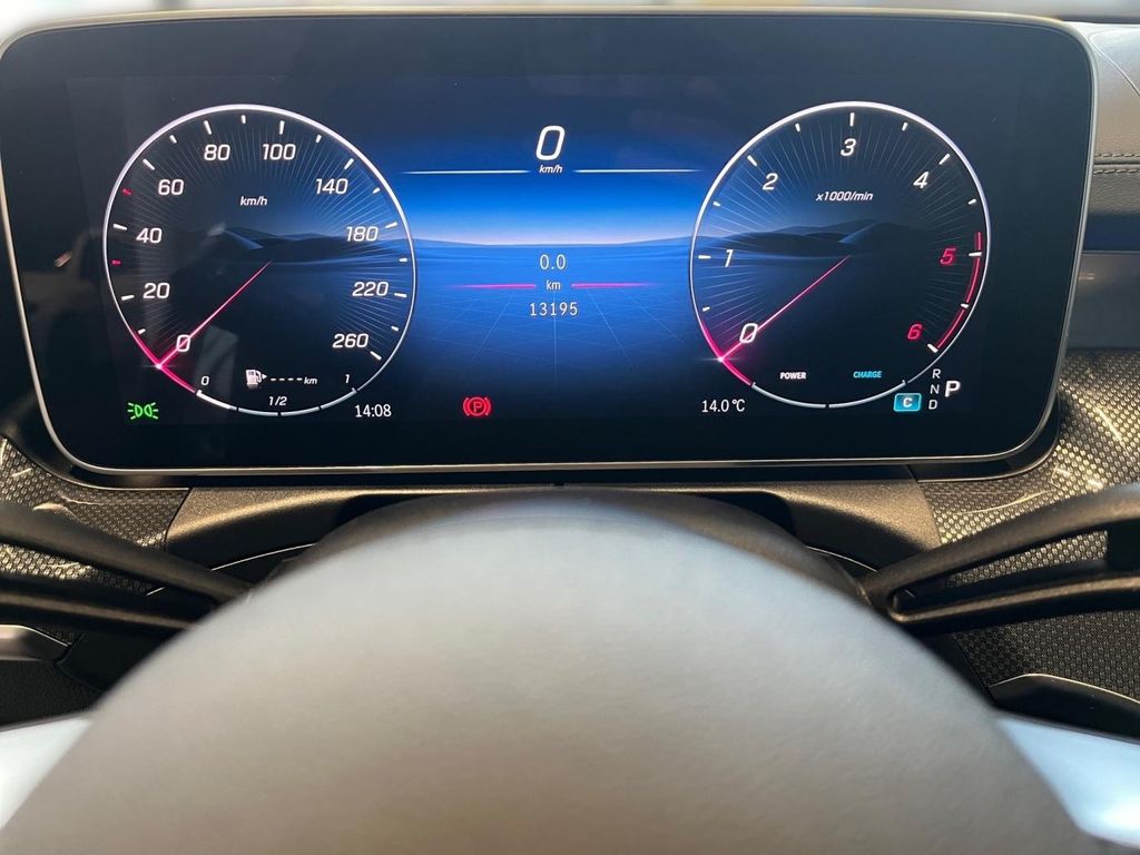 Mercedes-Benz C 300 2025