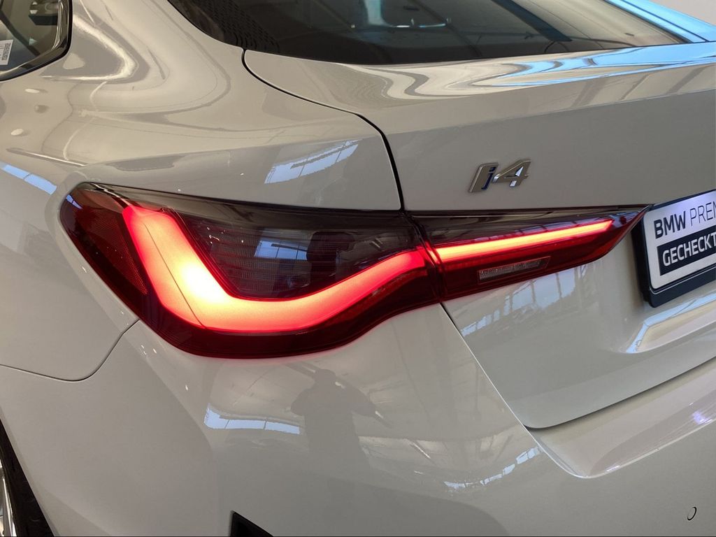 BMW i4 2023