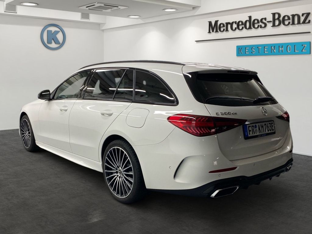 Mercedes-Benz C 300 2025
