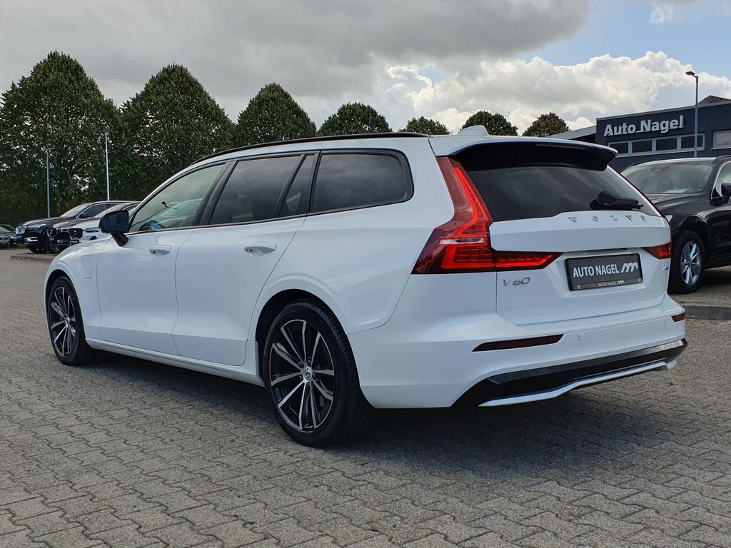 Volvo V60 2024