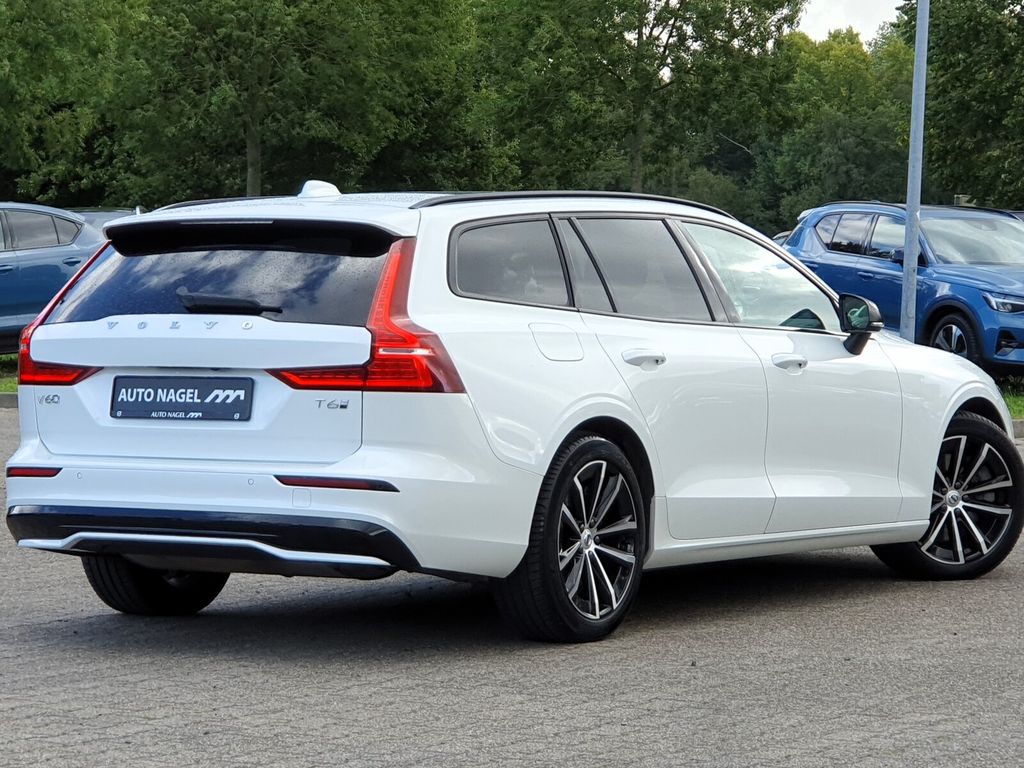 Volvo V60 2024