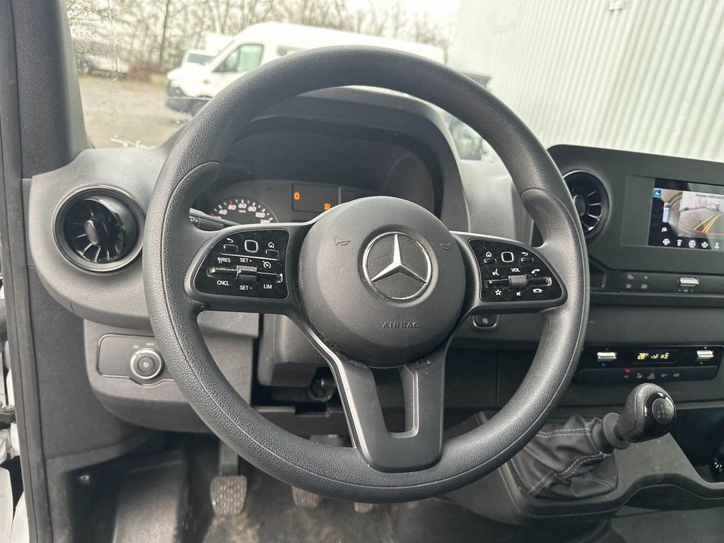 Mercedes-Benz Sprinter 2023