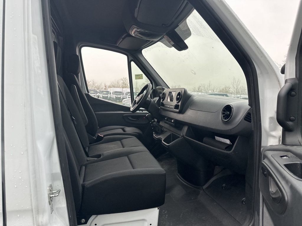 Mercedes-Benz Sprinter 2023