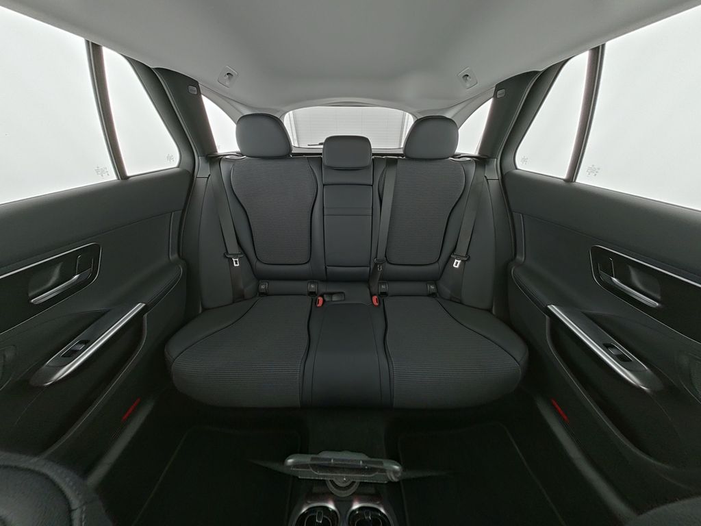 Mercedes-Benz C 200 2024