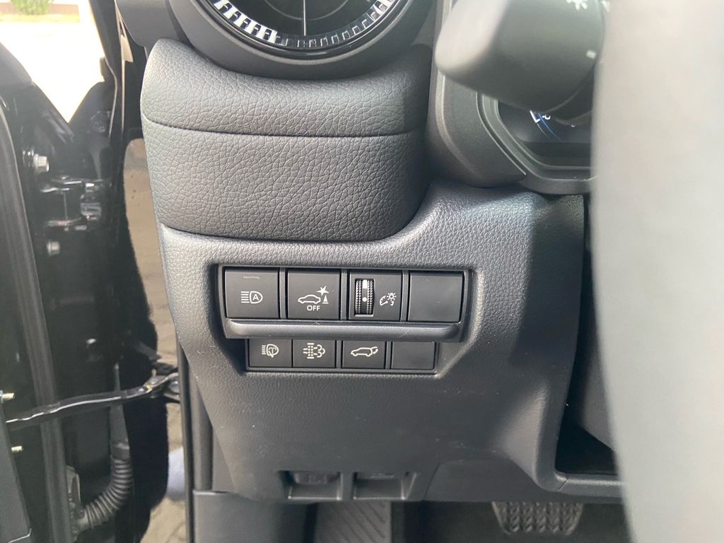 Toyota Land Cruiser 2025