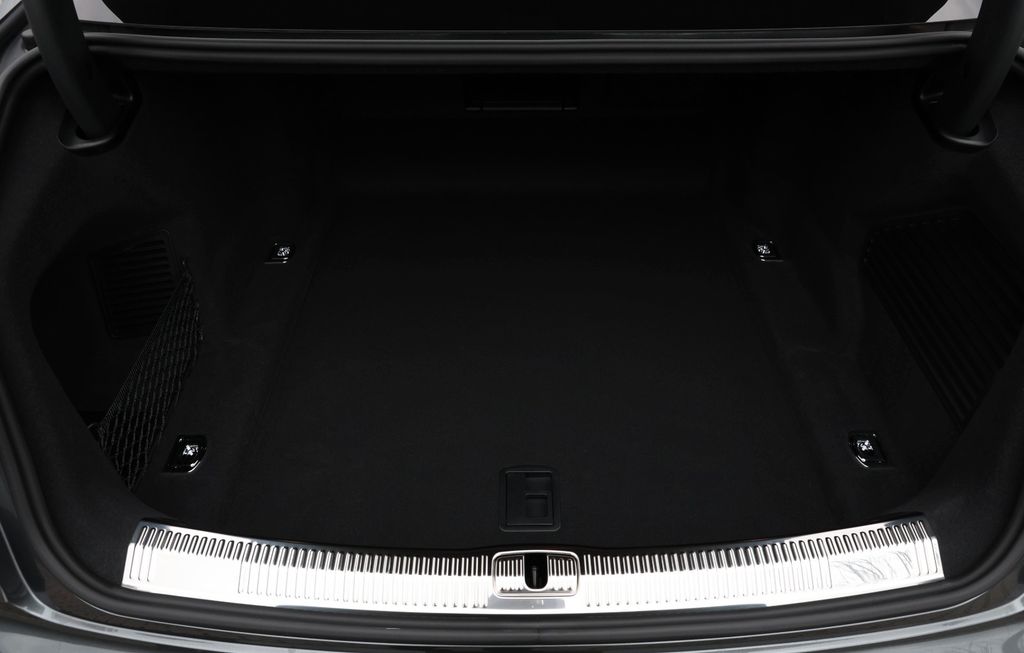 Audi A8 2023