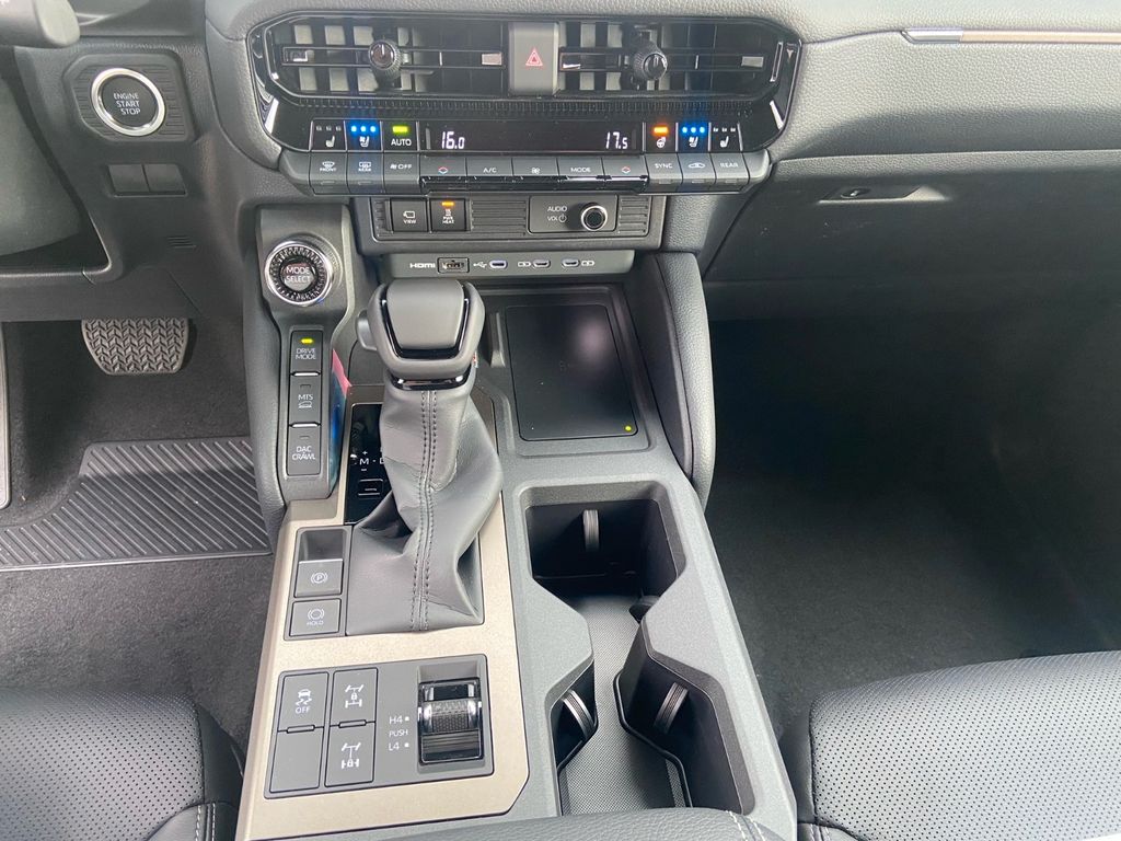 Toyota Land Cruiser 2025