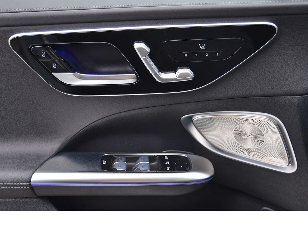 Mercedes-Benz C 300 2024