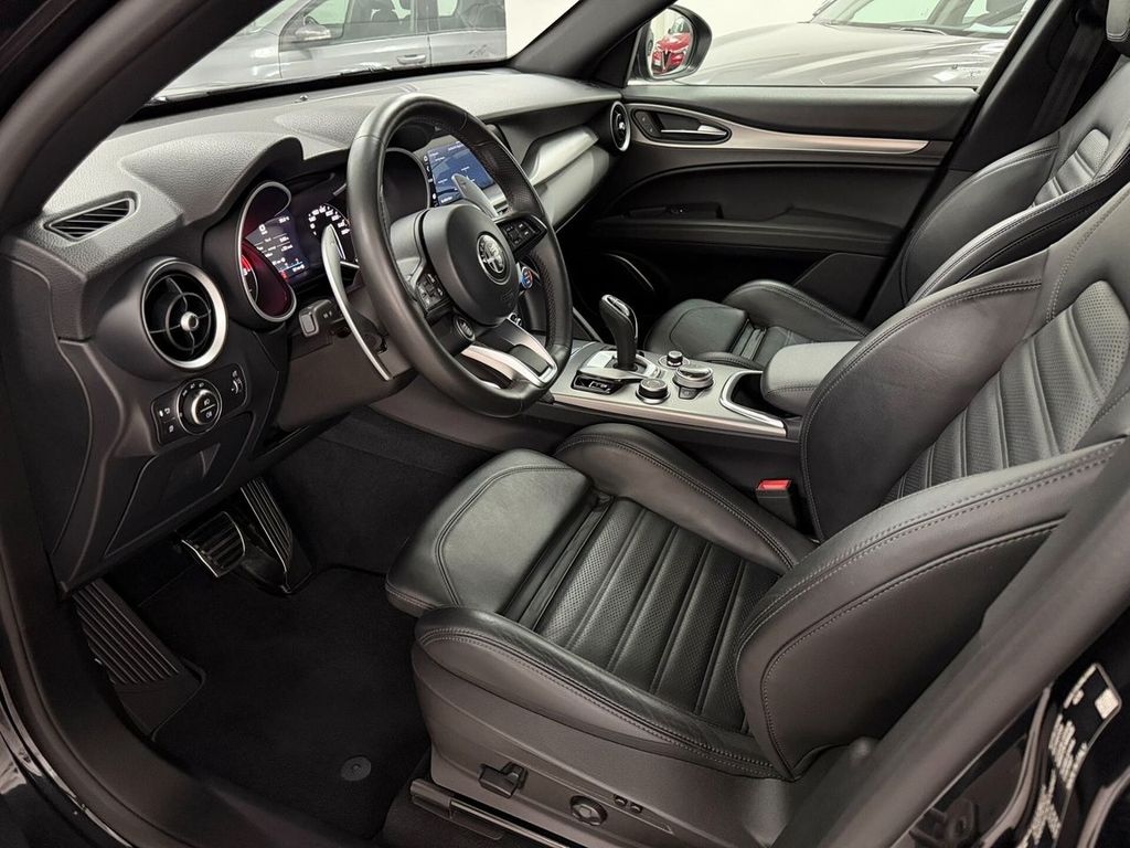 Alfa Romeo Stelvio 2022