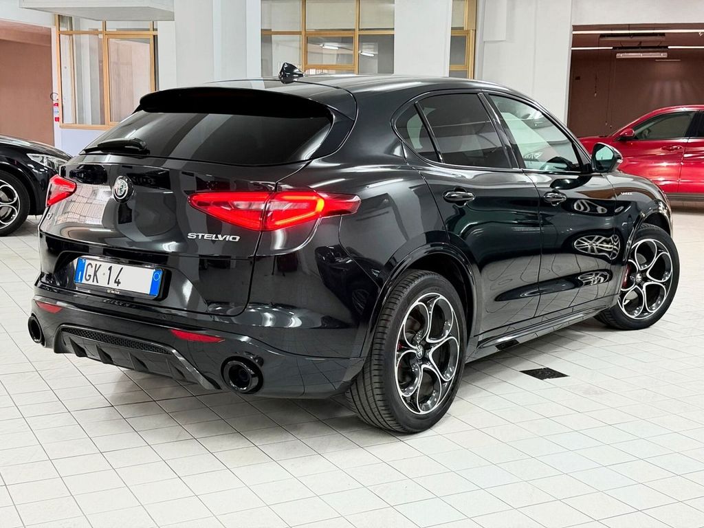 Alfa Romeo Stelvio 2022