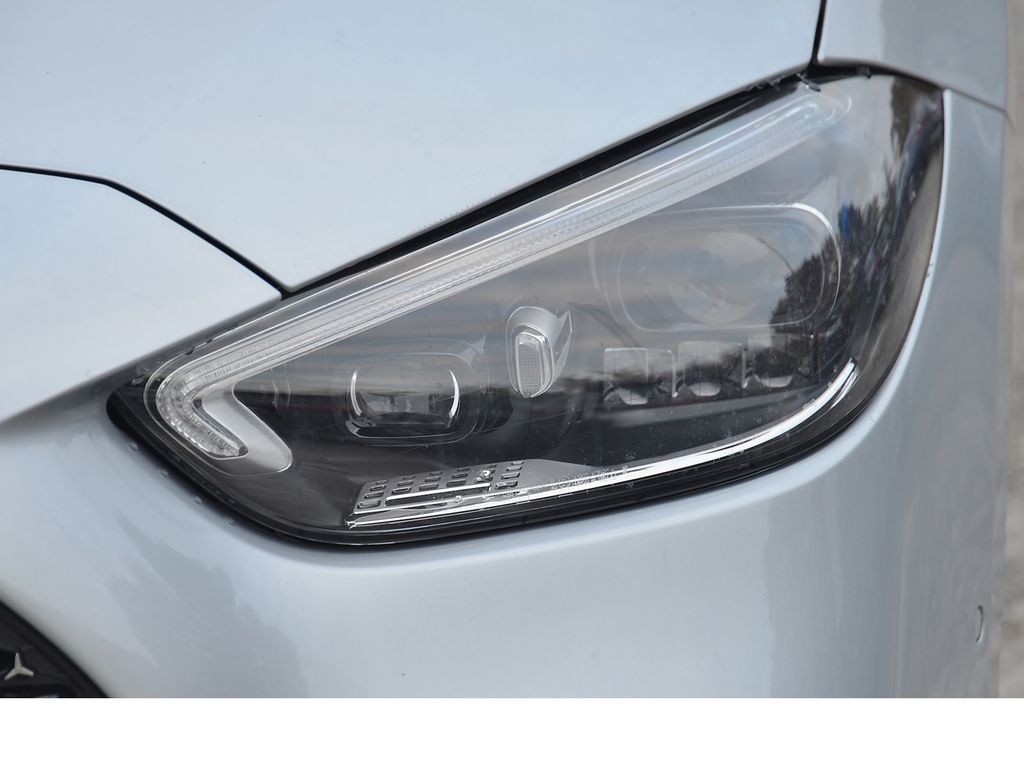 Mercedes-Benz C 300 2024