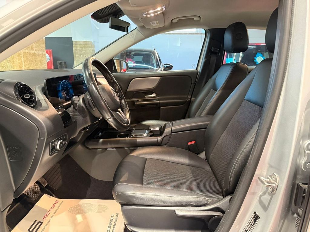 Mercedes-Benz GLA 200 2021