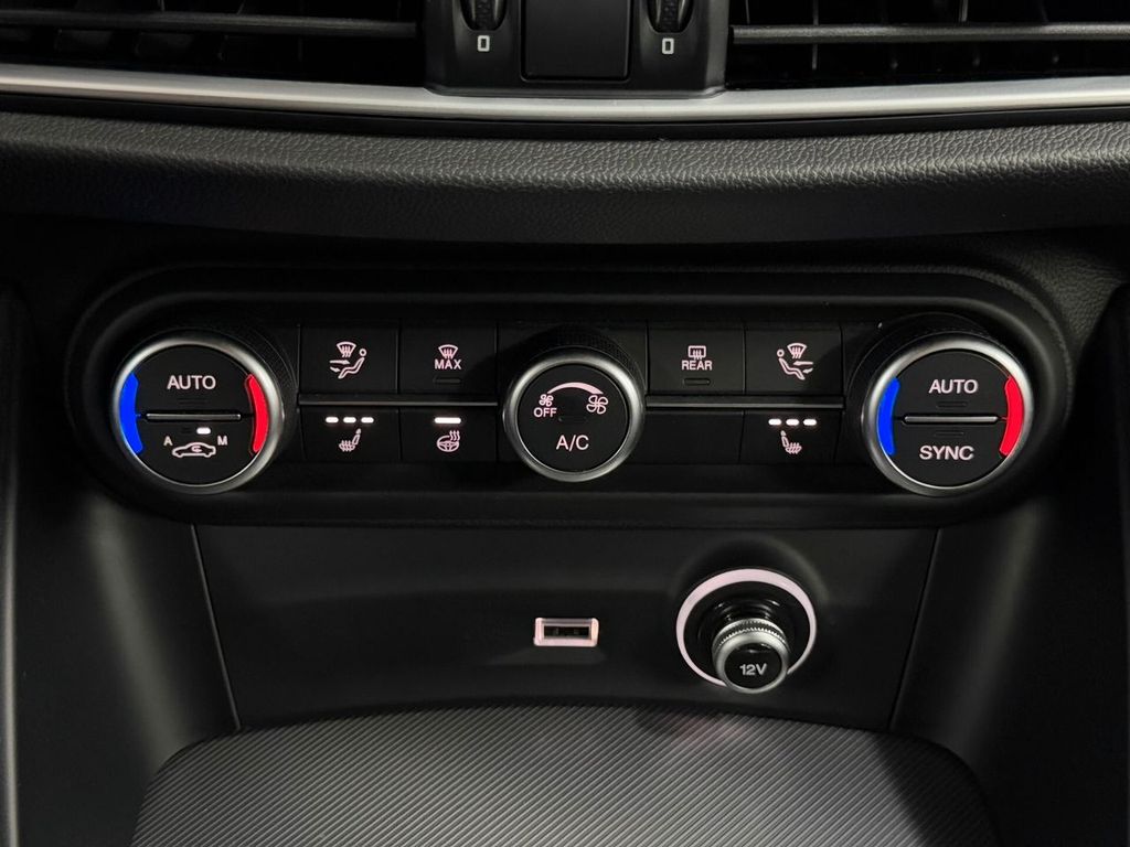 Alfa Romeo Stelvio 2022