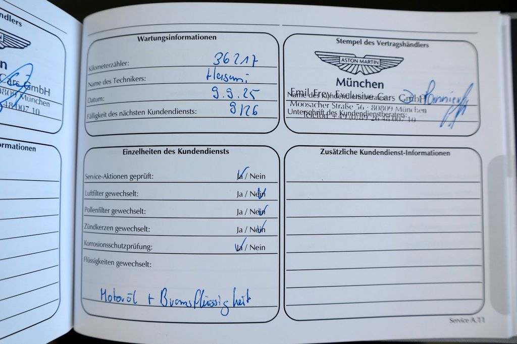 Aston Martin DBX 2022