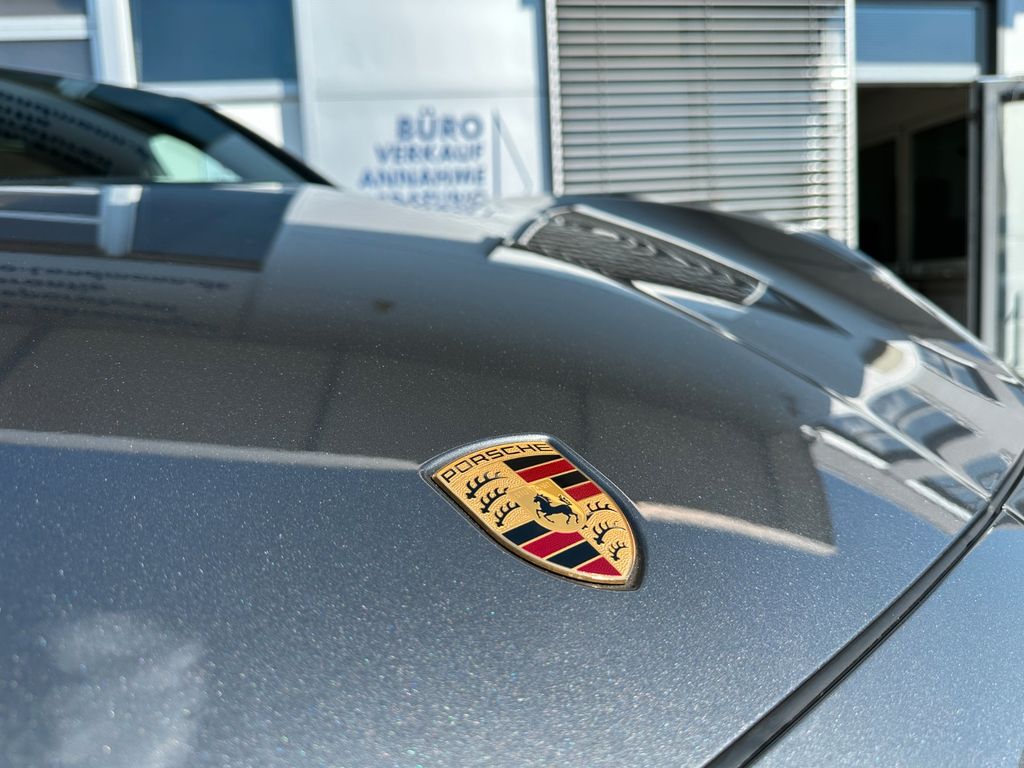Porsche Cayenne 2024