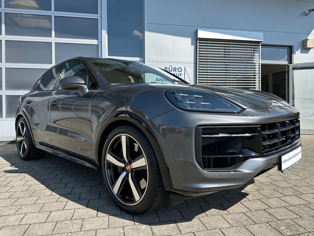 Porsche Cayenne 2024