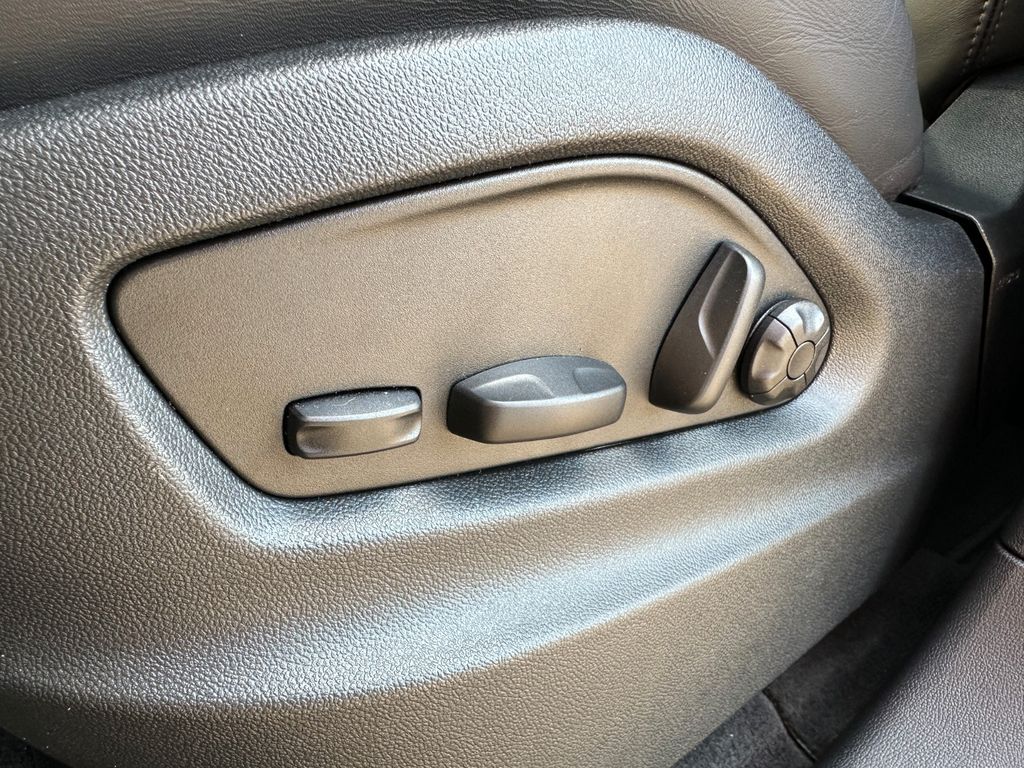 Porsche Cayenne 2024