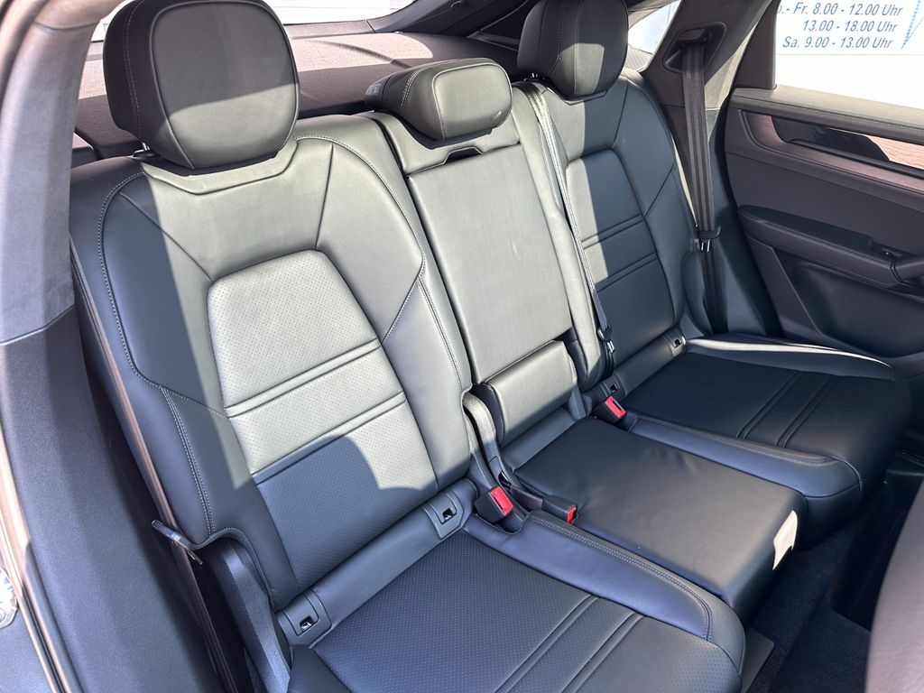 Porsche Cayenne 2024