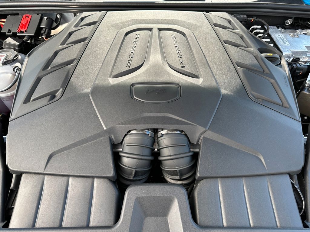 Porsche Cayenne 2024