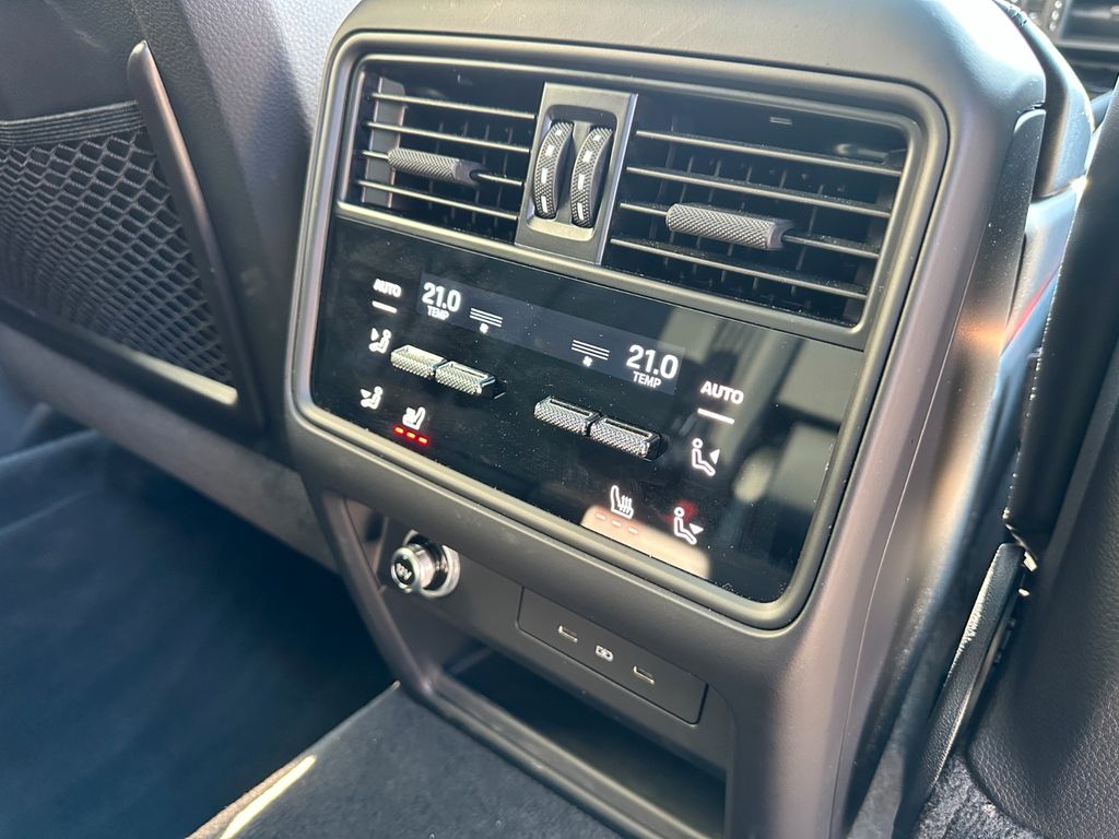 Porsche Cayenne 2024