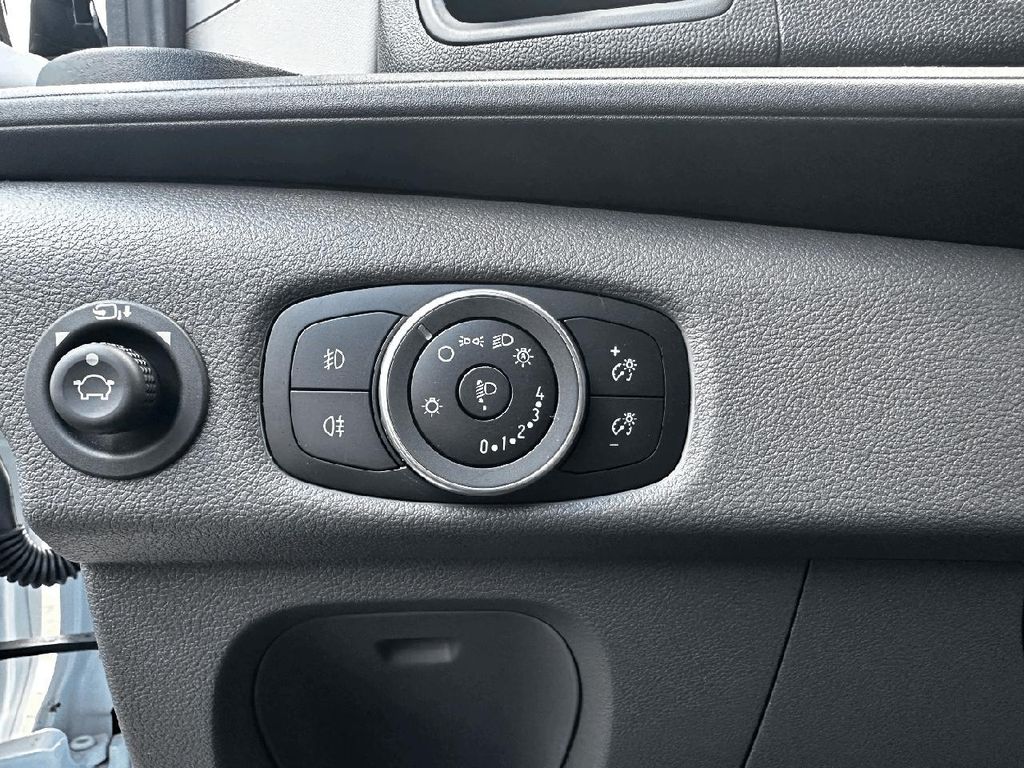 Ford Transit 2024