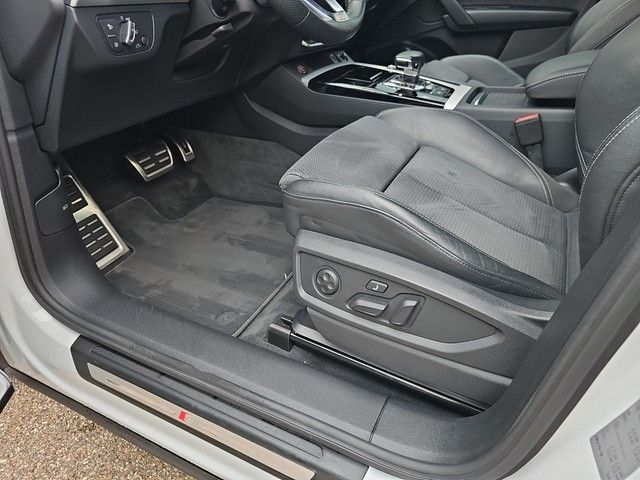Audi SQ5 2022