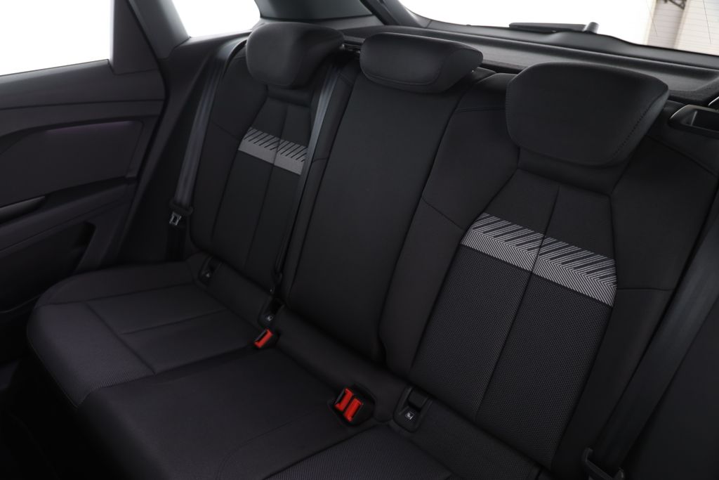 Audi Q4 2024