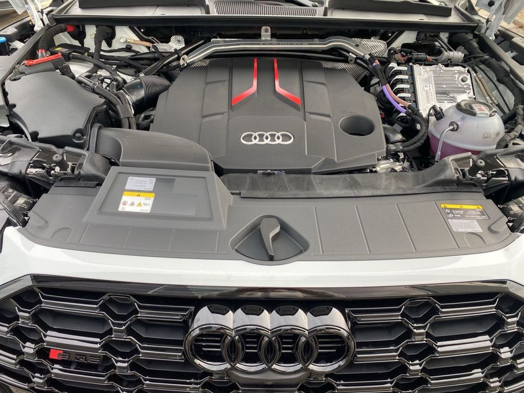 Audi SQ5 2025