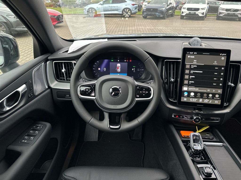 Volvo XC60 2025