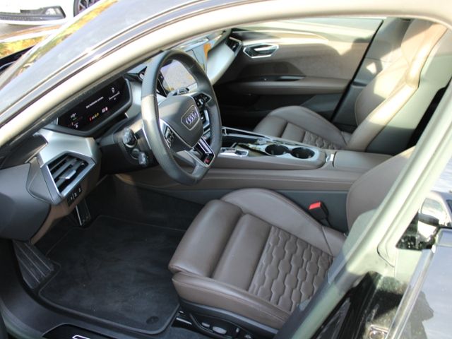 Audi RS e-tron GT 2023