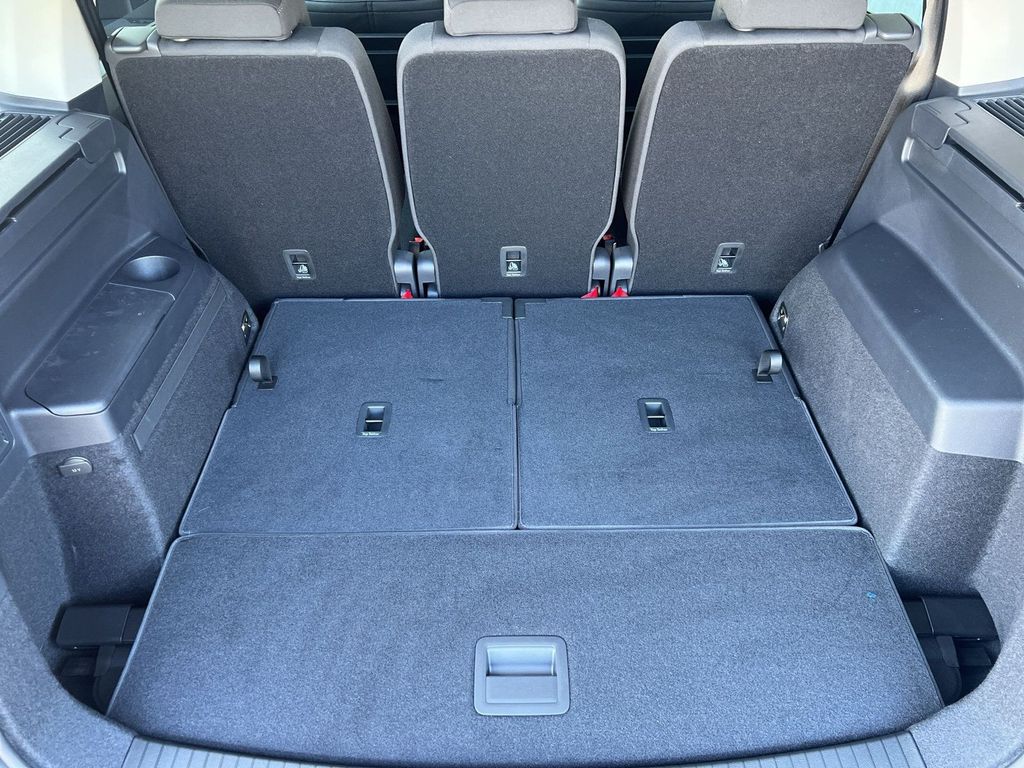 Volkswagen Touran 2025