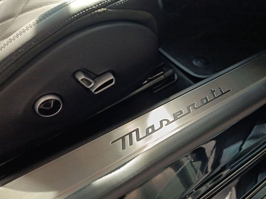 Maserati Granturismo 2023