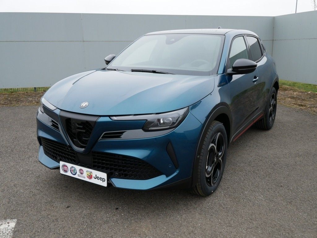 Alfa Romeo Junior 2025