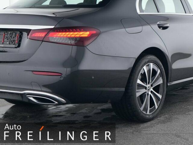 Mercedes-Benz E 300 2023