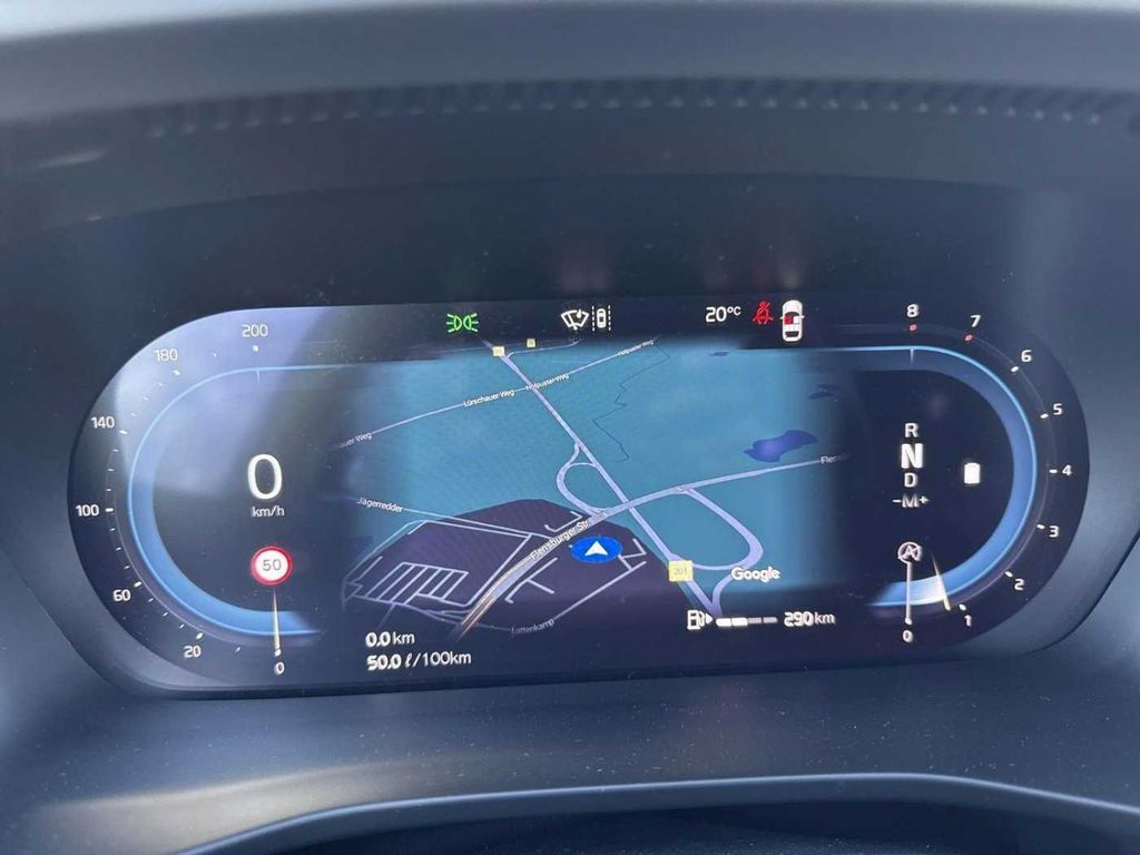 Volvo XC40 2025