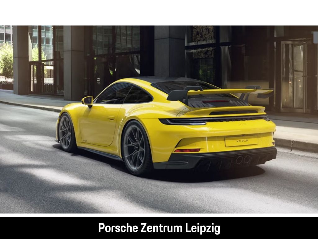 Porsche 992 2023
