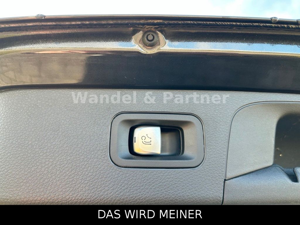 Mercedes-Benz GLC 300 2022