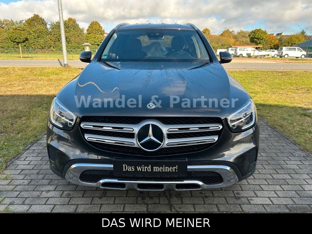 Mercedes-Benz GLC 300 2022