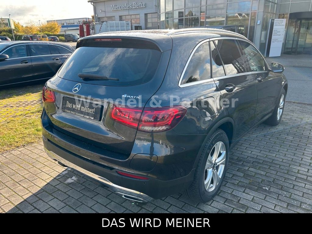 Mercedes-Benz GLC 300 2022